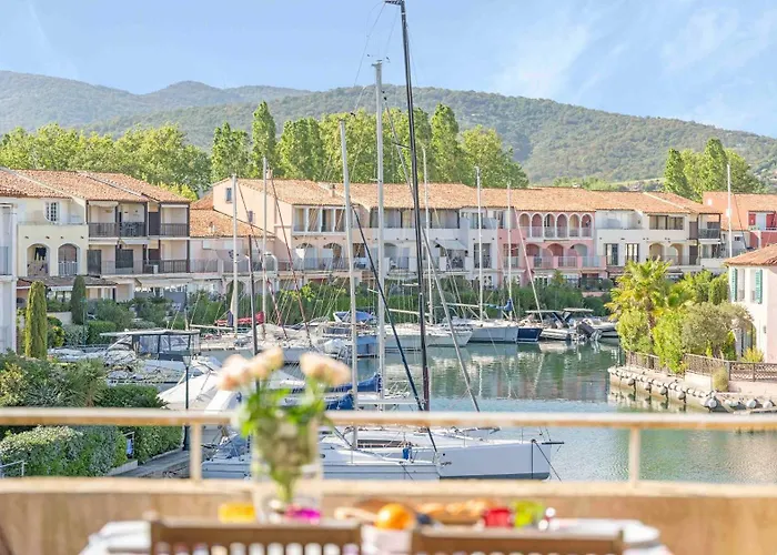 Apartment Casa Luna - Sur Les Canaux De Port-grimaud *